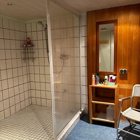 Unieke Finse Kota Met Sauna Daire